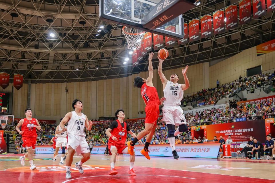 熊猫猪猪, Elk 熊猫猪猪, Elk