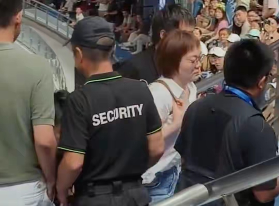 XCcET, 很多闹事的 XCcET, 很多闹事的